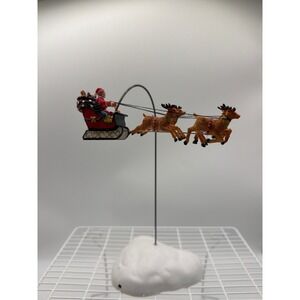 2003 Lemax Christmas Village Santa Claus Is Coming To Town Flying in Box